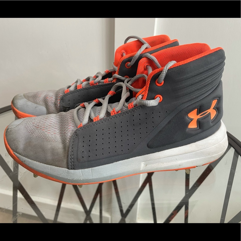 Golf Kicks- Under Armour - Youth Size 7 - custom